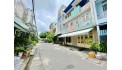 Ngộp Lạc Long Quân - Quận 11 - HXH thông - 40m2 - 3 tầng